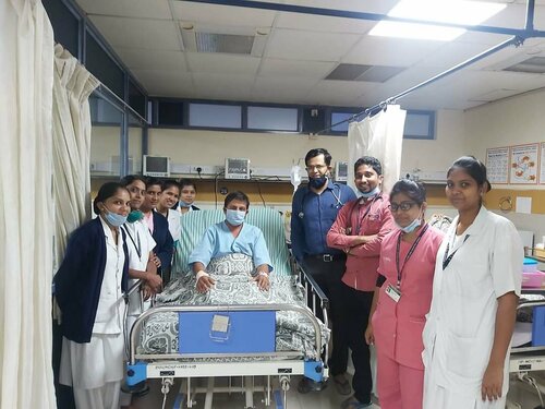 Doctor\'s Day celebration with Heart Attack Patient|Jamage Heart Centre|Shivaji Road,Miraj