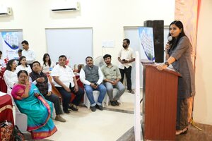 Dr. Preeti Ajapuje speaking at conference