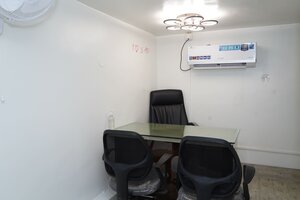 Photo : Dr. Aprajita Singh - Consultation Room