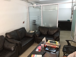 Photo : Waiting area