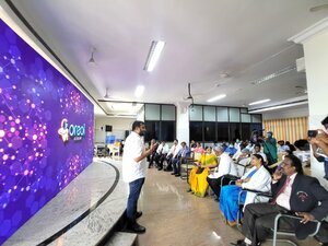 Photo : Dr, Maunil Bhuta at National Interventional Radiology Workshop