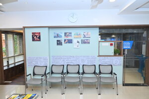 Photo : Waiting Area1