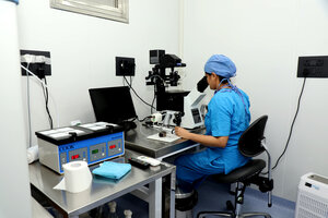 IVF ICSI work station Dr. Neha Khetmalas