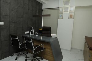 Dr Ishwar Zanwar- Ishwar Heart Clinic