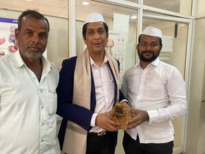 Patients expressing gratitude for Dr. Ajay Kothari - Dr. Ajay Kothari - Spine Surgeon | Shivaji Nagar, Pune