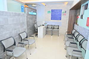 Waiting Area - Dr. Sampat Dumbre Patil | Hadapsar, Pune